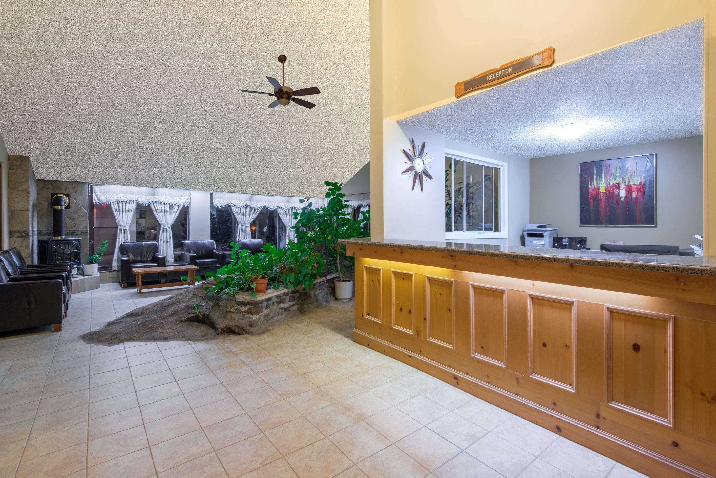 Howard Johnson By Wyndham Gravenhurst Ngoại thất bức ảnh